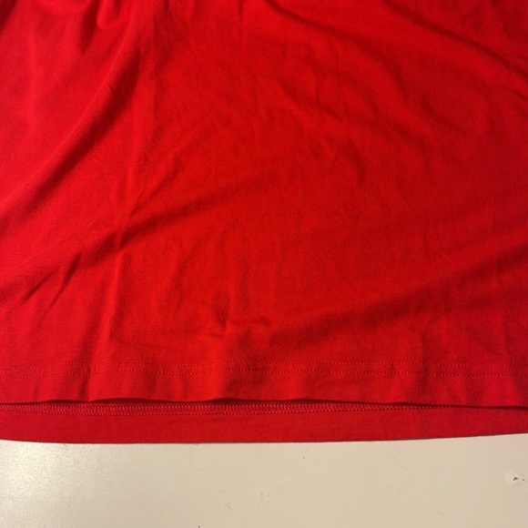 Under Armour “ Crack the bat” on red tshirt short sleeve size M - Picture 5 of 5